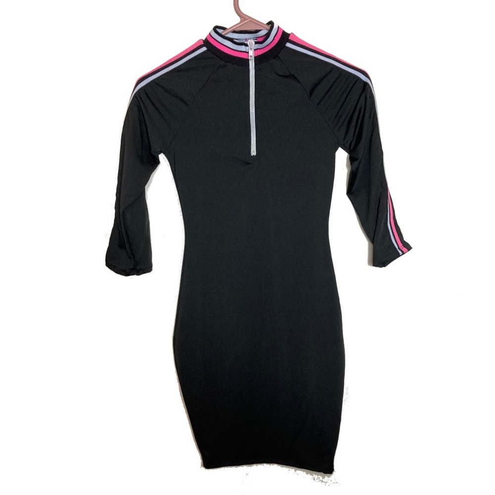 Fashion Nova Bodycon Dress Pink Stripes Sides XSMALL 1/4 Zip